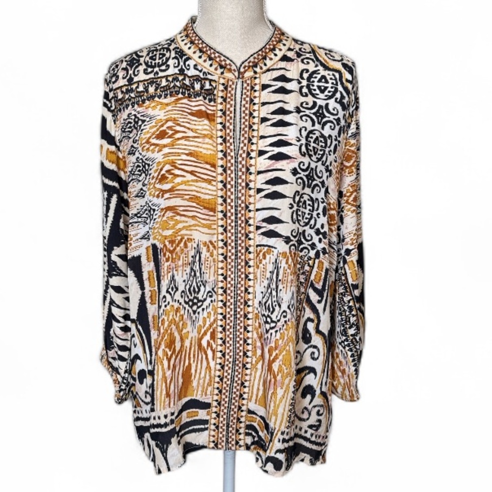 LOVE KYLA Caite Gold Black Neutrals Tribal Print V-Neck Blouse Top Size XL NEW